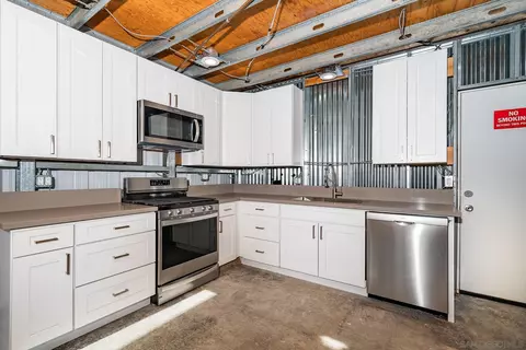 Kitchen - 4703 Briana Ct, Fallbrook, CA 92028 photo 5 of 7