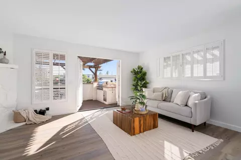830 Agate St, San Diego, CA 92109