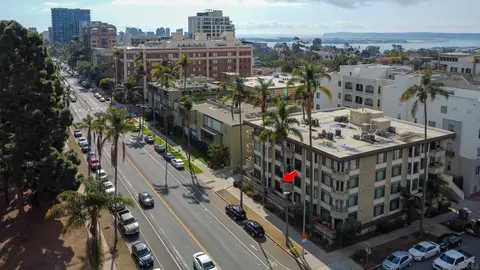 3290 6th Ave #2D, San Diego, CA 92103