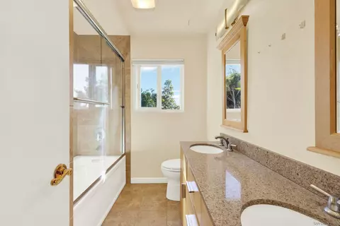 Bath - 14827 High Valley Rd, Poway, CA 92064 photo 4 of 6