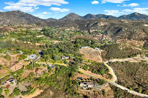 View/Area - 14827 High Valley Rd, Poway, CA 92064 photo 1 of 2