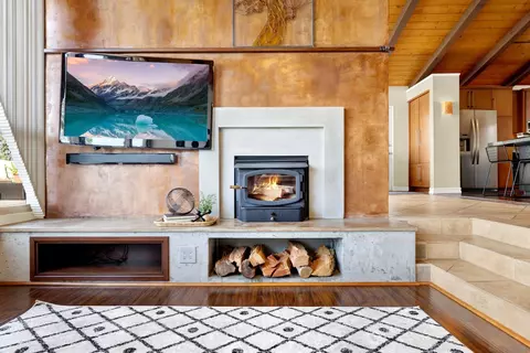 Living - 14827 High Valley Rd, Poway, CA 92064 photo 6 of 6