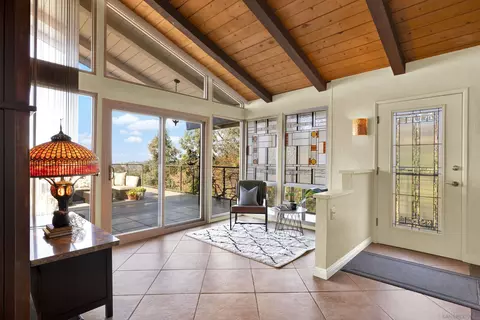 Entry Way - 14827 High Valley Rd, Poway, CA 92064 photo 1 of 6