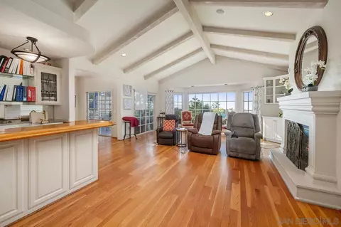Other - 5468 Pacifica Dr, La Jolla, CA 92037 photo 1 of 5