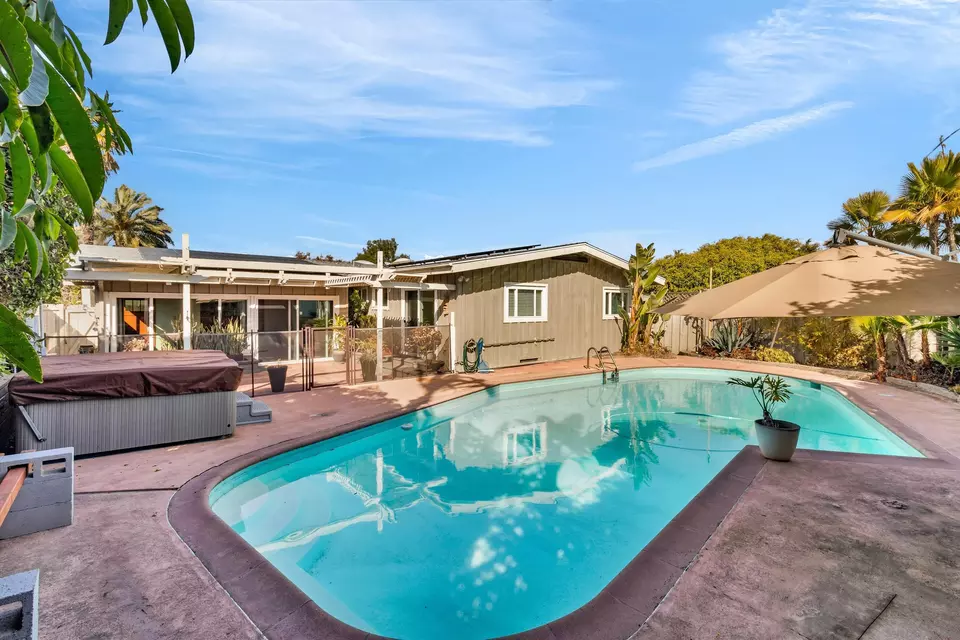 Exterior - 304 Kimball Ter, Chula Vista, CA 91910 photo 6 of 8