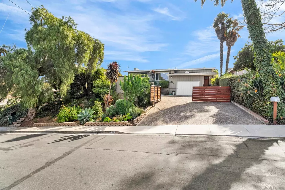 Exterior - 304 Kimball Ter, Chula Vista, CA 91910 photo 1 of 8