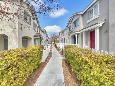 1484 Canvas Dr #4, Chula Vista, CA 91913
