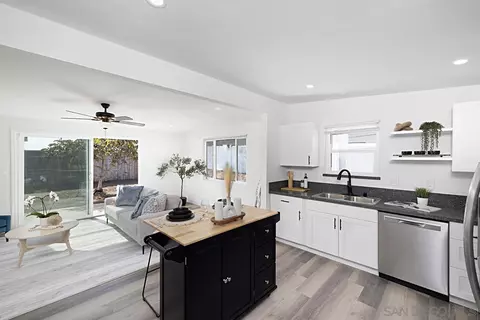 Kitchen - 1025 Oneonta Ave, Imperial Beach, CA 91932 photo 1 of 4