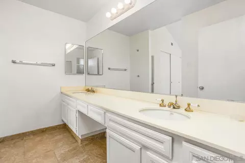 Bath - 4617 Sheridan, Oceanside, CA 92056 photo 6 of 6