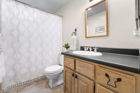 Bath - 10602 Felix Dr, Santee, CA 92071 photo 2 of 2