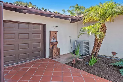 Exterior - 15641 Boulder Mountain Rd, Poway, CA 92064 photo 18 of 23