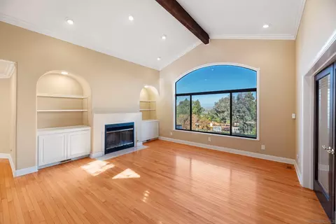 Living - 15641 Boulder Mountain Rd, Poway, CA 92064 photo 3 of 7