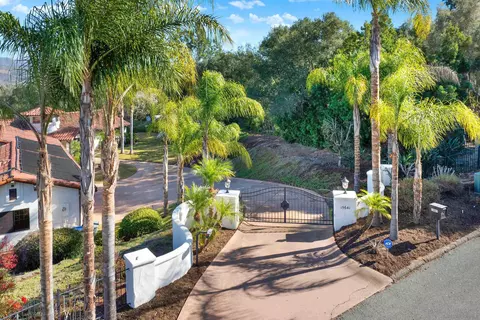 View/Area - 15641 Boulder Mountain Rd, Poway, CA 92064 photo 1 of 6