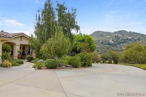 Exterior - 2873 Willow Oak, Ramona, CA 92065 photo 8 of 11