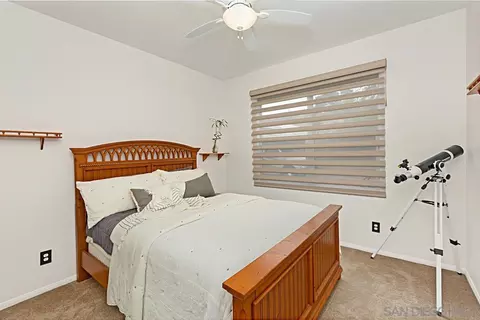 Bedroom - 2873 Willow Oak, Ramona, CA 92065 photo 3 of 3