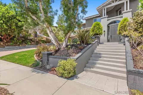 Exterior - 574 Kristen Ct, Encinitas, CA 92024 photo 4 of 13