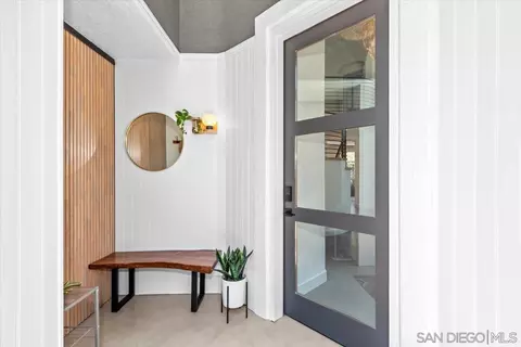 Entry Way - 574 Kristen Ct, Encinitas, CA 92024 photo 2 of 3