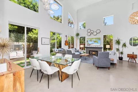 Dining - 574 Kristen Ct, Encinitas, CA 92024 photo 1 of 1