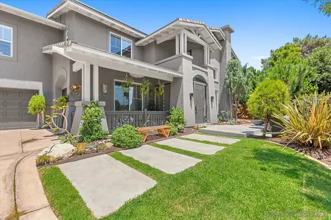 Exterior - 574 Kristen Ct, Encinitas, CA 92024 photo 3 of 13