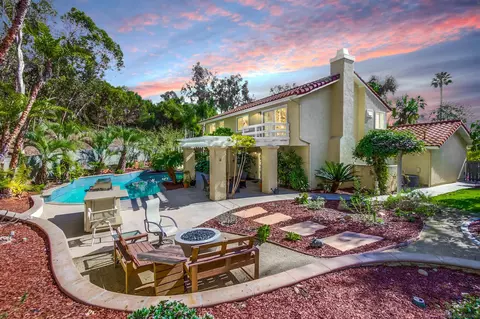 10555 Pine Falls Ct, San Diego, CA 92131