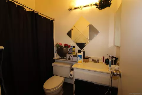 Bath - 1664 Corte Verano, Oceanside, CA 92056 photo 3 of 3