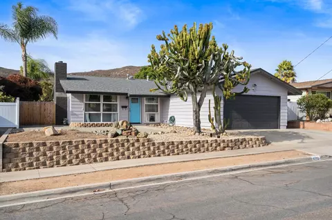 6992 Renkrib Ave, San Diego, CA 92119