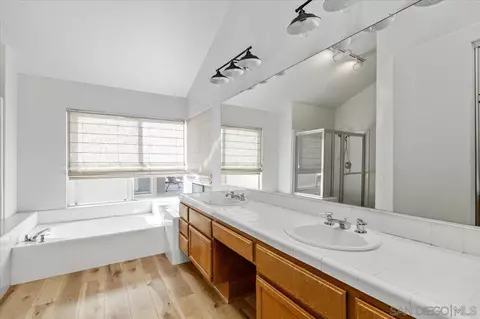 331 Vista Marazul, Oceanside, CA 92057 photo 13