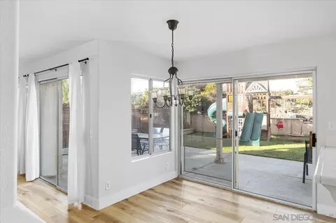 331 Vista Marazul, Oceanside, CA 92057 photo 10