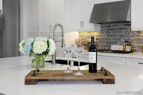 Kitchen - 7048 Mariposa St, Santee, CA 92071 photo 8 of 10