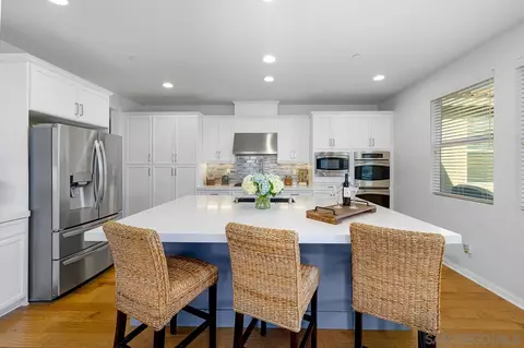 Kitchen - 7048 Mariposa St, Santee, CA 92071 photo 6 of 10