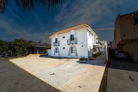4215 45th St, San Diego, CA 92115