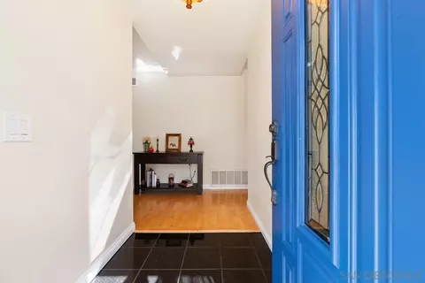 Entry Way - 3591 S Sundown Ln, Oceanside, CA 92056 photo 2 of 4