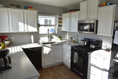 Kitchen - 3003 Comstock St, San Diego, CA 92111 photo 5 of 5
