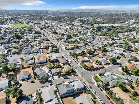 View/Area - 3003 Comstock St, San Diego, CA 92111 photo 9 of 26