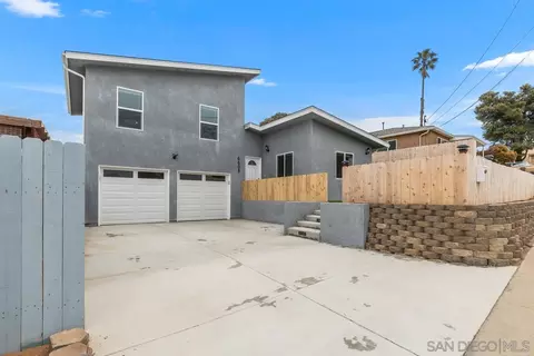 Exterior - 3003 Comstock St, San Diego, CA 92111 photo 7 of 10