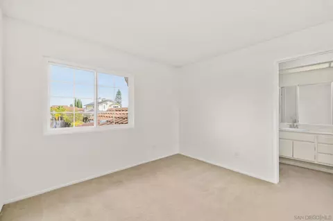 1235 Larchwood Dr, Oceanside, CA 92056 photo 6