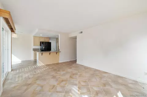 1235 Larchwood Dr, Oceanside, CA 92056 photo 18