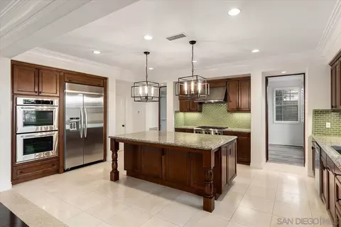 2335 Kyanite Pl, Carlsbad, CA 92009 photo 14