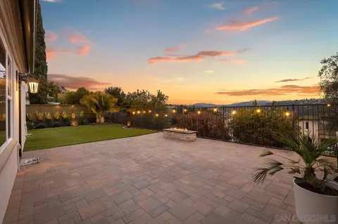 2335 Kyanite Pl, Carlsbad, CA 92009