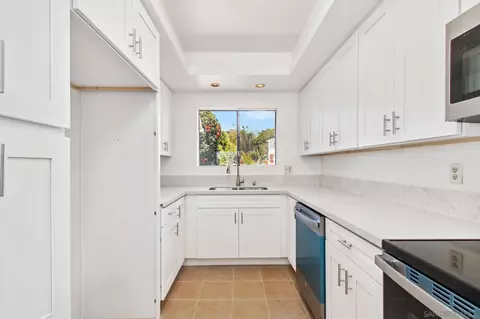 1957 Outrigger Way, Oceanside, CA 92054 photo 13