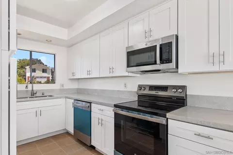 1957 Outrigger Way, Oceanside, CA 92054 photo 12