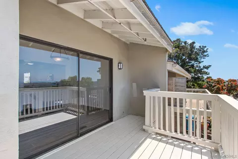 1957 Outrigger Way, Oceanside, CA 92054 photo 8