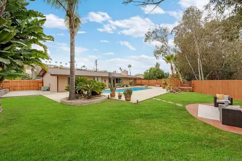 9354 Loren Dr, La Mesa, CA 91942