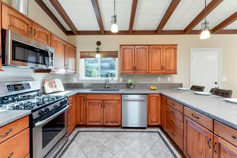 Kitchen - 9354 Loren Dr, La Mesa, CA 91942 photo 1 of 5
