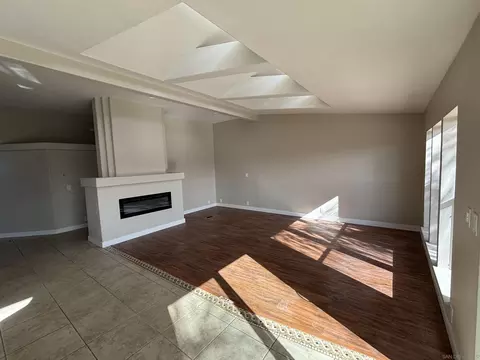 Living - 2440 Daley St, Ramona, CA 92065 photo 2 of 5