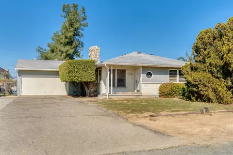 525 D St, Ramona, CA 92065