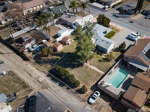 View/Area - 525 D St, Ramona, CA 92065 photo 6 of 7