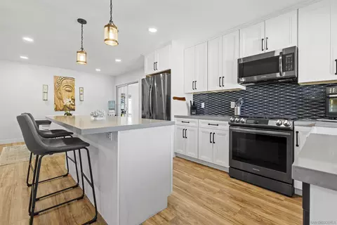 Kitchen - 9957 Via Mavis, Santee, CA 92071 photo 4 of 4