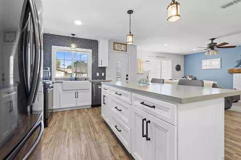 Kitchen - 9957 Via Mavis, Santee, CA 92071 photo 1 of 4