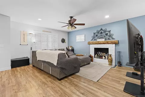 Living - 9957 Via Mavis, Santee, CA 92071 photo 2 of 2